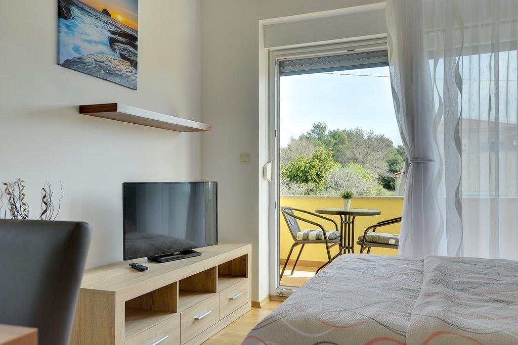 Apartments Kralj 메덜린 외부 사진