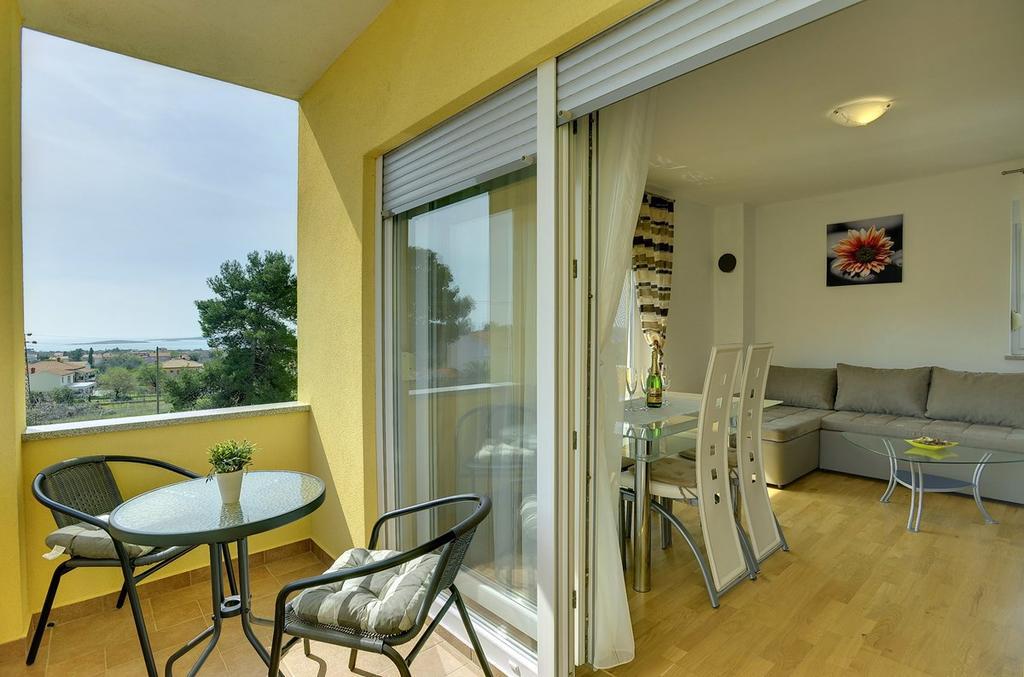Apartments Kralj 메덜린 외부 사진