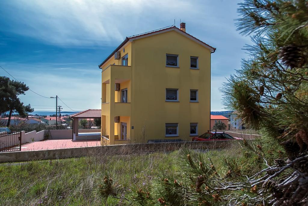 Apartments Kralj 메덜린 외부 사진